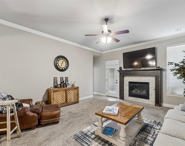 3425 Nw 164th Terrace - Photo Thumbnail 9