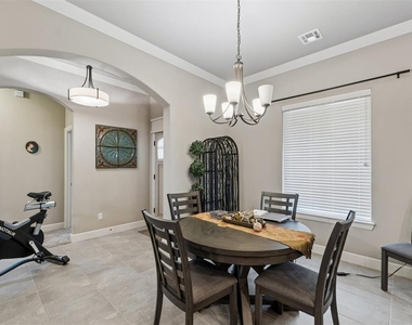 3425 Nw 164th Terrace - Photo Thumbnail 17