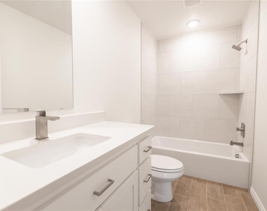 9204 Nw 119th Street - Photo Thumbnail 13