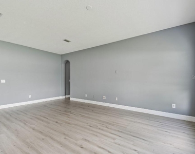 17831 Golden Leaf Lane - Photo Thumbnail 5