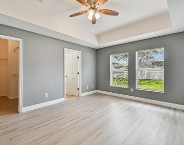 17831 Golden Leaf Lane - Photo Thumbnail 9