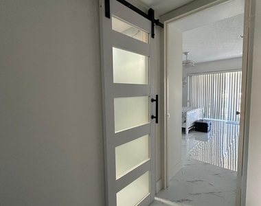 4557 Luxemburg Court - Photo Thumbnail 11