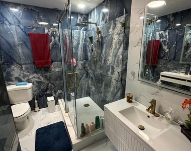 4557 Luxemburg Court - Photo Thumbnail 9