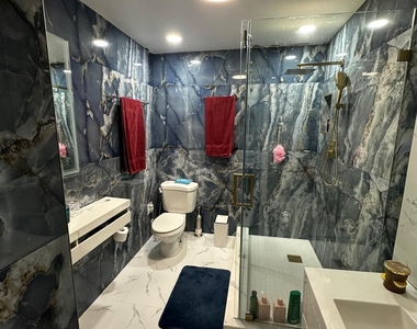 4557 Luxemburg Court - Photo Thumbnail 8