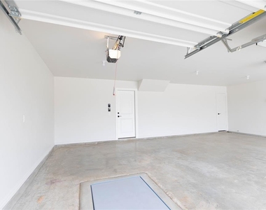 15504 Springfield Lane - Photo Thumbnail 20