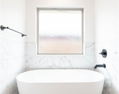 15504 Springfield Lane - Photo Thumbnail 8