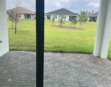 1235 Tangled Orchard Trace - Photo Thumbnail 11
