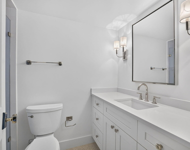 3216 Colony Club Road - Photo Thumbnail 16