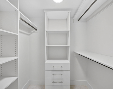 3216 Colony Club Road - Photo Thumbnail 24