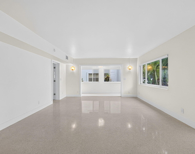 3216 Colony Club Road - Photo Thumbnail 4