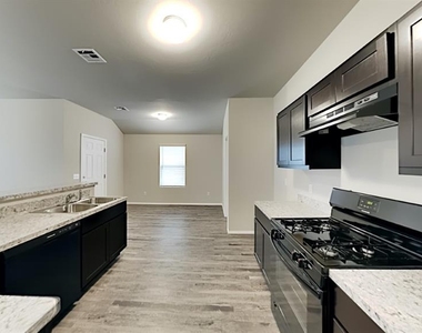 1840 Jack Rabbit Lane - Photo Thumbnail 3