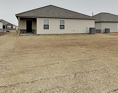 1840 Jack Rabbit Lane - Photo Thumbnail 14