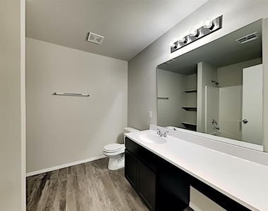 1840 Jack Rabbit Lane - Photo Thumbnail 7