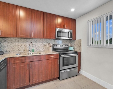 601 N Ocean Boulevard - Photo Thumbnail 43
