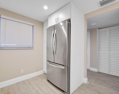 601 N Ocean Boulevard - Photo Thumbnail 9