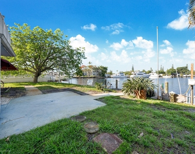 2141 Sw 23rd Avenue - Photo Thumbnail 11
