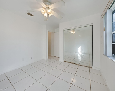 2141 Sw 23rd Avenue - Photo Thumbnail 6