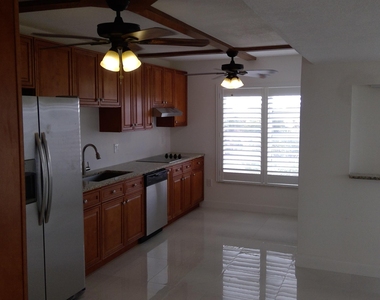 4164 Inverrary Boulevard - Photo Thumbnail 39
