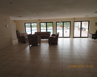 4164 Inverrary Boulevard - Photo Thumbnail 15