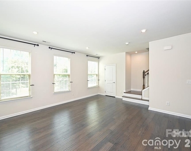 3612 Speer Boulevard - Photo Thumbnail 2