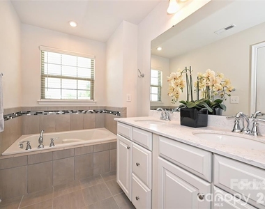 3612 Speer Boulevard - Photo Thumbnail 11