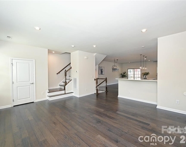 3612 Speer Boulevard - Photo Thumbnail 5