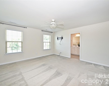 3612 Speer Boulevard - Photo Thumbnail 10