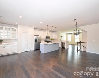 3612 Speer Boulevard - Photo Thumbnail 9