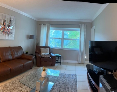 5171 W Oakland Park Boulevard - Photo Thumbnail 10