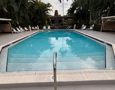 5171 W Oakland Park Boulevard - Photo Thumbnail 37