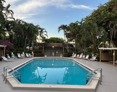 5171 W Oakland Park Boulevard - Photo Thumbnail 38