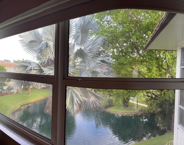 5171 W Oakland Park Boulevard - Photo Thumbnail 16