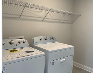 2859 Westshore Place - Photo Thumbnail 13