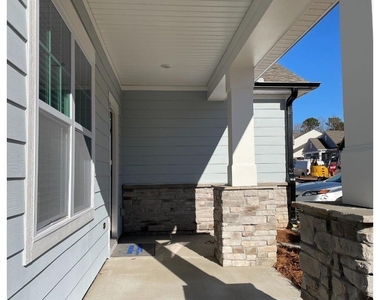 2859 Westshore Place - Photo Thumbnail 1