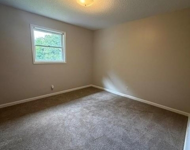 123 23rd Street Nw - Photo Thumbnail 5