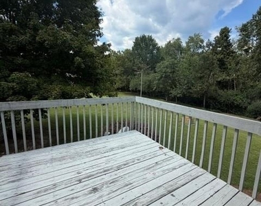 123 23rd Street Nw - Photo Thumbnail 3