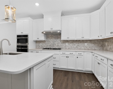 11225 Lochmere Road - Photo Thumbnail 3