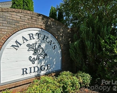 104 Trissy Court - Photo Thumbnail 20
