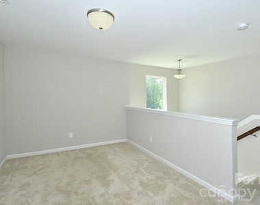 104 Trissy Court - Photo Thumbnail 13