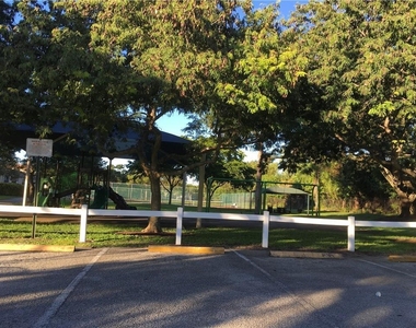 2067 Sw 15th Street - Photo Thumbnail 11