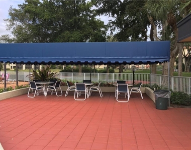 2067 Sw 15th Street - Photo Thumbnail 8