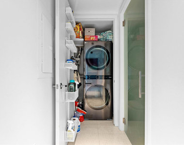 1040 Biscayne Boulevard - Photo Thumbnail 11