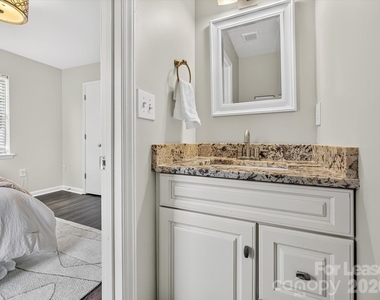 1521 Sumter Avenue - Photo Thumbnail 15
