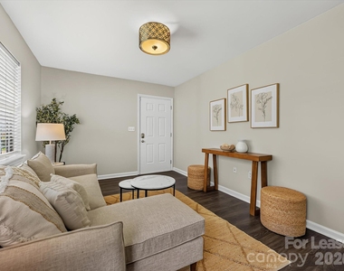 1521 Sumter Avenue - Photo Thumbnail 2
