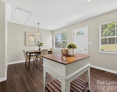 1521 Sumter Avenue - Photo Thumbnail 10