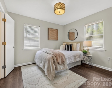 1521 Sumter Avenue - Photo Thumbnail 12
