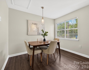 1521 Sumter Avenue - Photo Thumbnail 11
