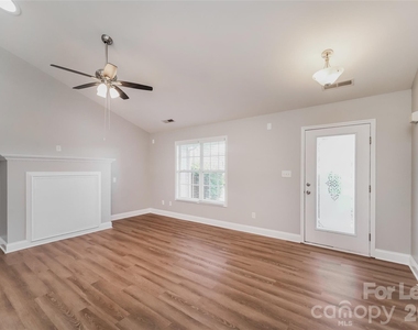 1105 Landen Chase Drive - Photo Thumbnail 4
