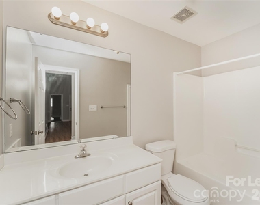 1105 Landen Chase Drive - Photo Thumbnail 12