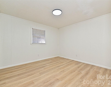 162 American Avenue Ne - Photo Thumbnail 8